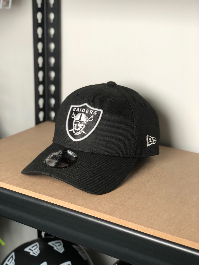 NFL Las Vegas Raiders New Era 9Forty Men s Fashion Watches