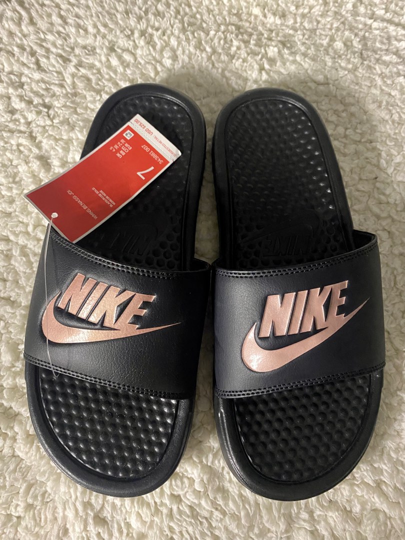 benassi slippers nike
