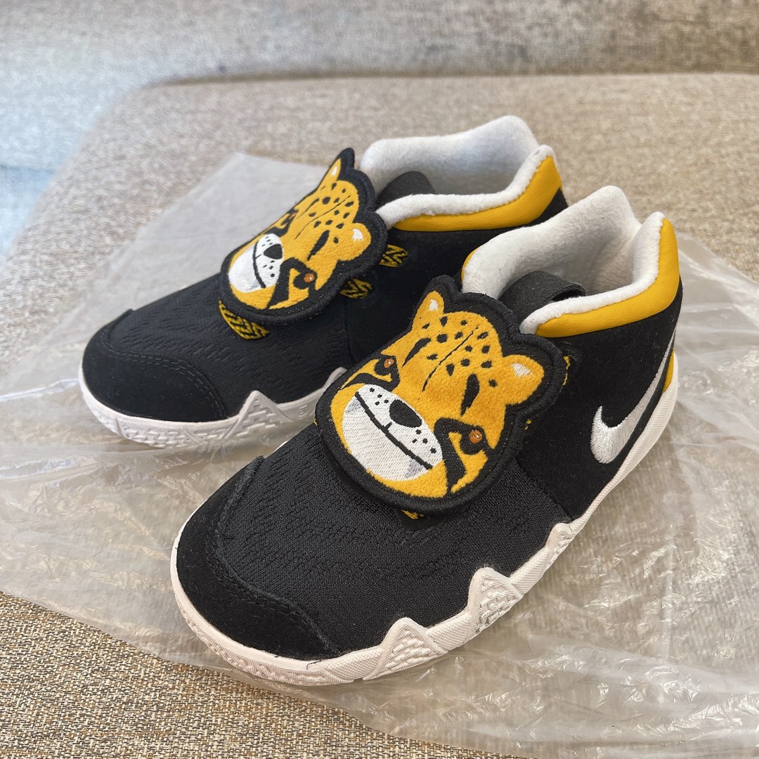 Kyrie 4 shop little big cats