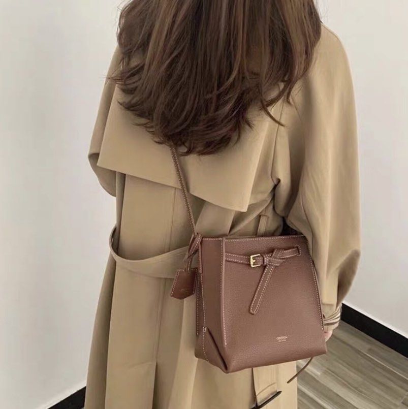 Margot mini bucket bag store