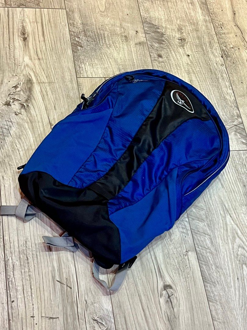 OSPREY OZONE CONVERTIBLE 75L/28" 28 inch travel luggage roller rolling