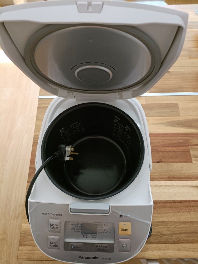 Panasonic rice cooker SRZE185, TV & Home Appliances, Kitchen