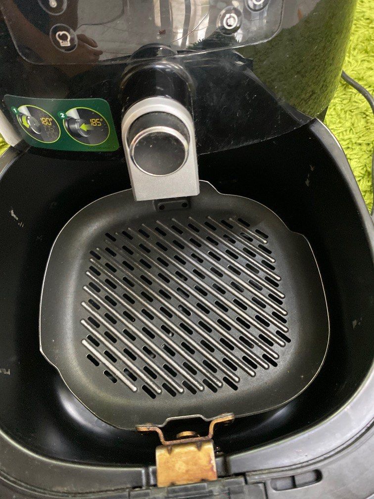 Philips Air Fryer Like New, TV & Home Appliances, Kitchen Appliances, Fryers on Carousell