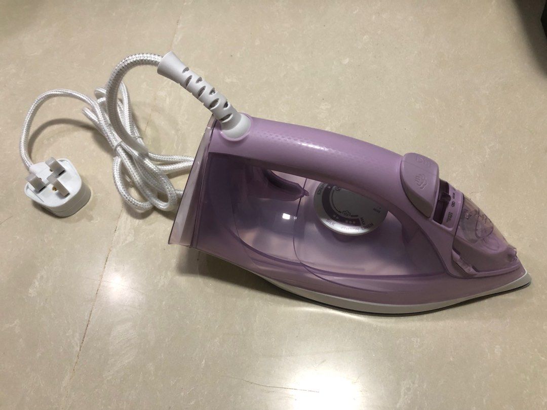 Philips EasySpeed Iron, TV & Home Appliances, Irons & Steamers on Carousell