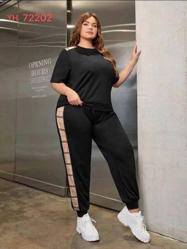 Sweat outfits shop plus size