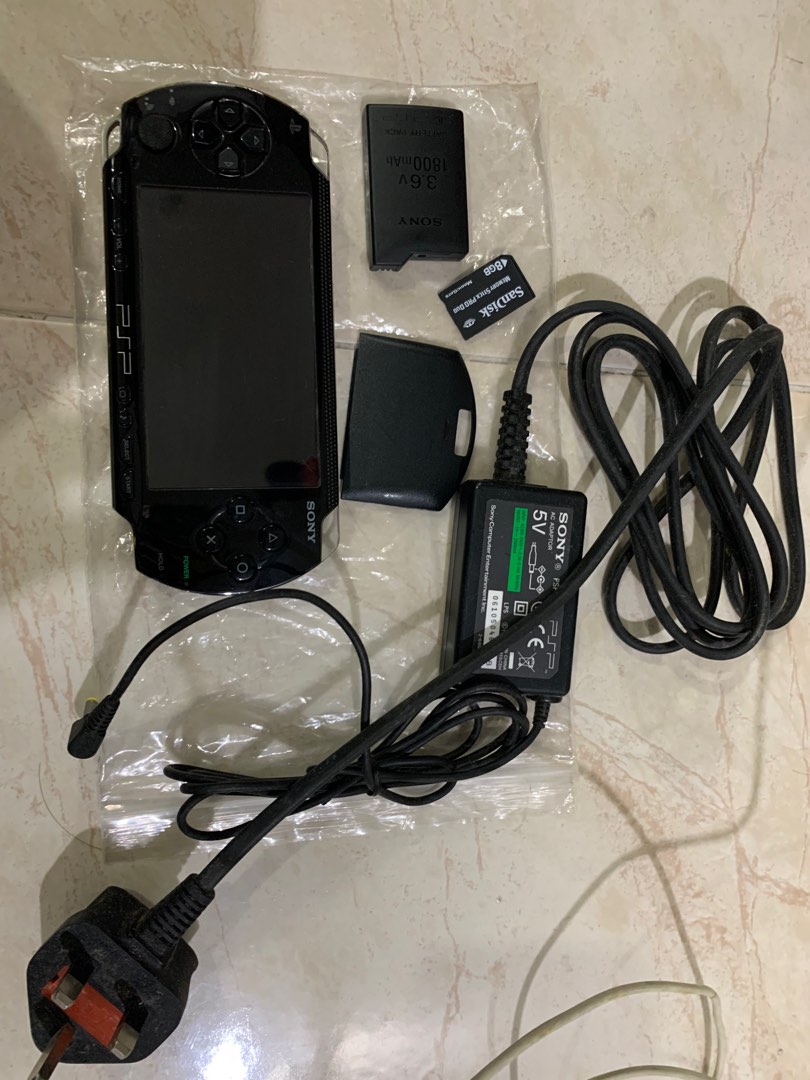 PSP 1000 (for parts ), Video Gaming, Gaming Accessories, Cables