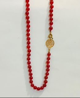 Red agate semi precious crystal gemstone 8mm toggle filigree antiqued gold toned necklace