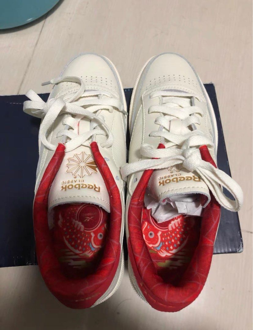Reebok on sale classic 917