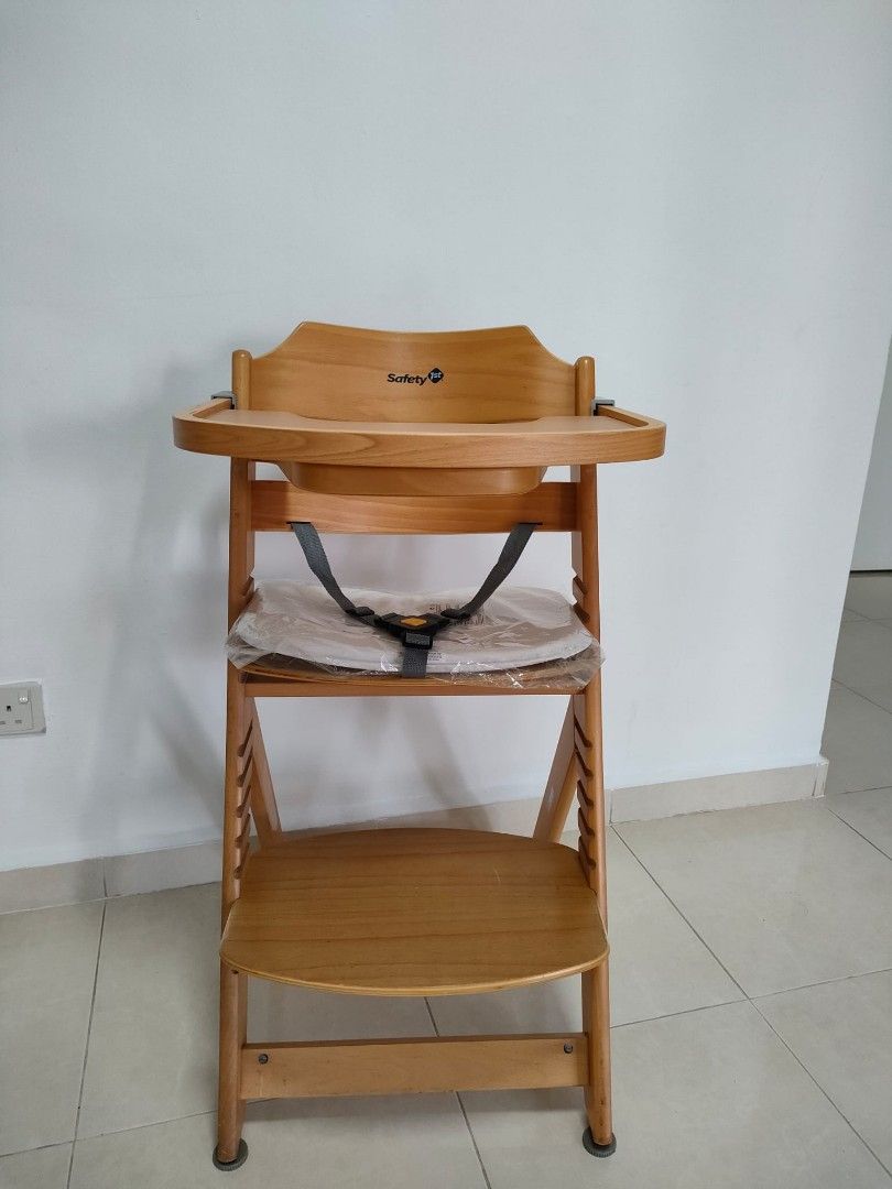 Safety First High Chair 70 off, Babies & Kids, Nursing & Feeding, Baby