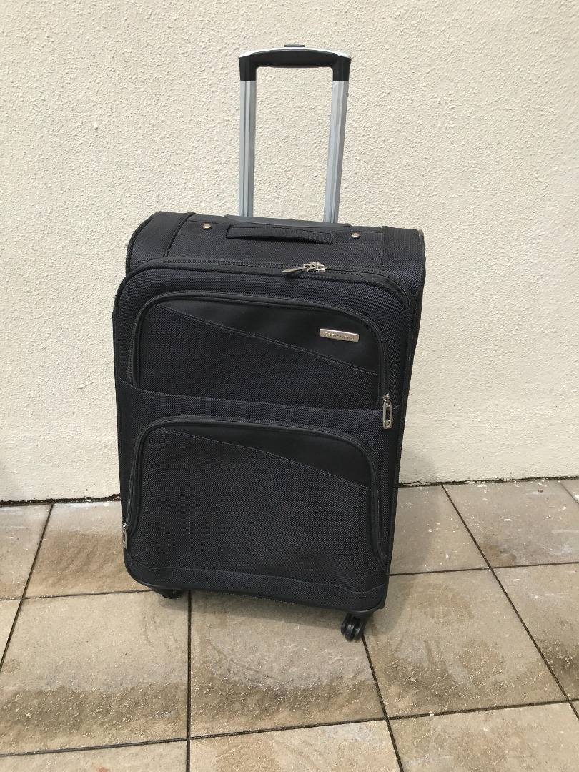 Samsonite 27 inches 4 wheeler expandable luggage. $26 fixed price ...
