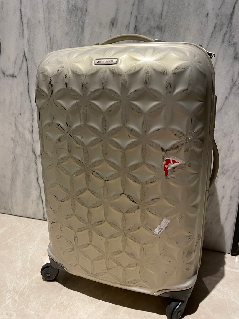 Samsonite 27inch ivory luggage Hobbies Toys Travel Luggage on