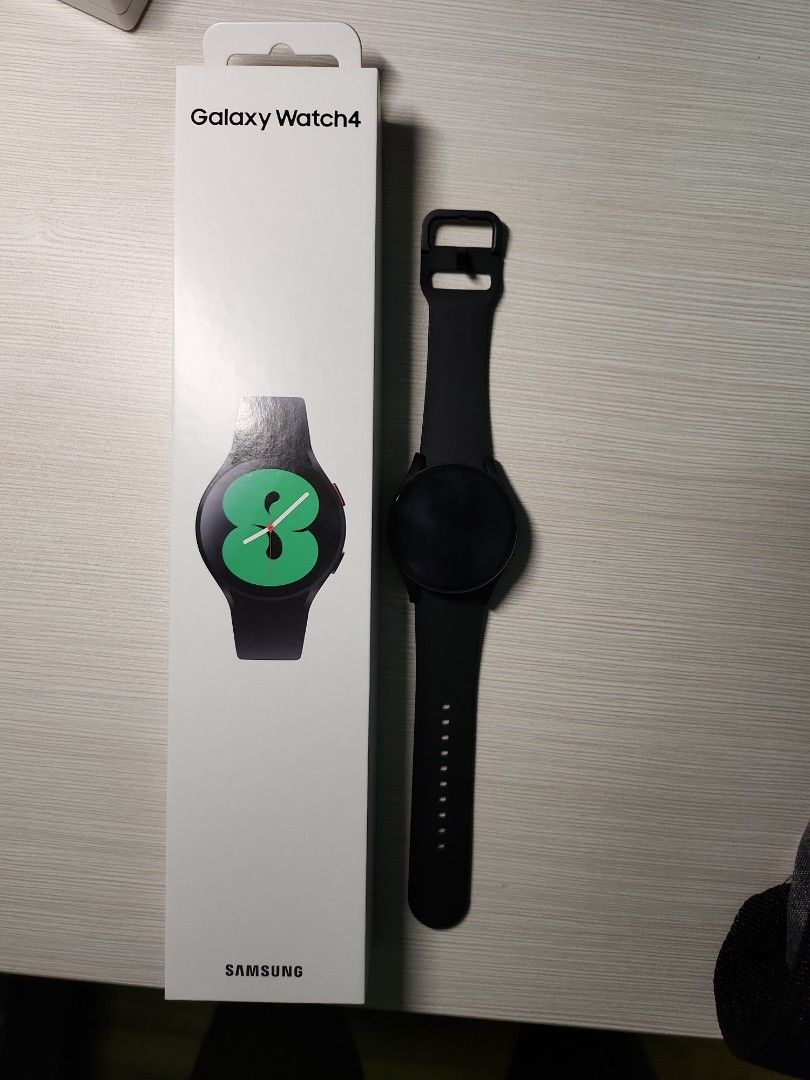 SAMSUNG Galaxy Watch 4 - 40mm BT Black 