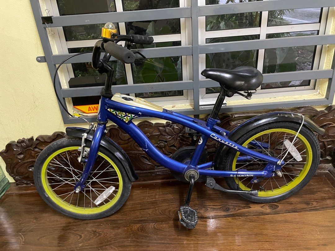 Schwinn Corvette kids size 14 Sports Equipment Bicycles Parts