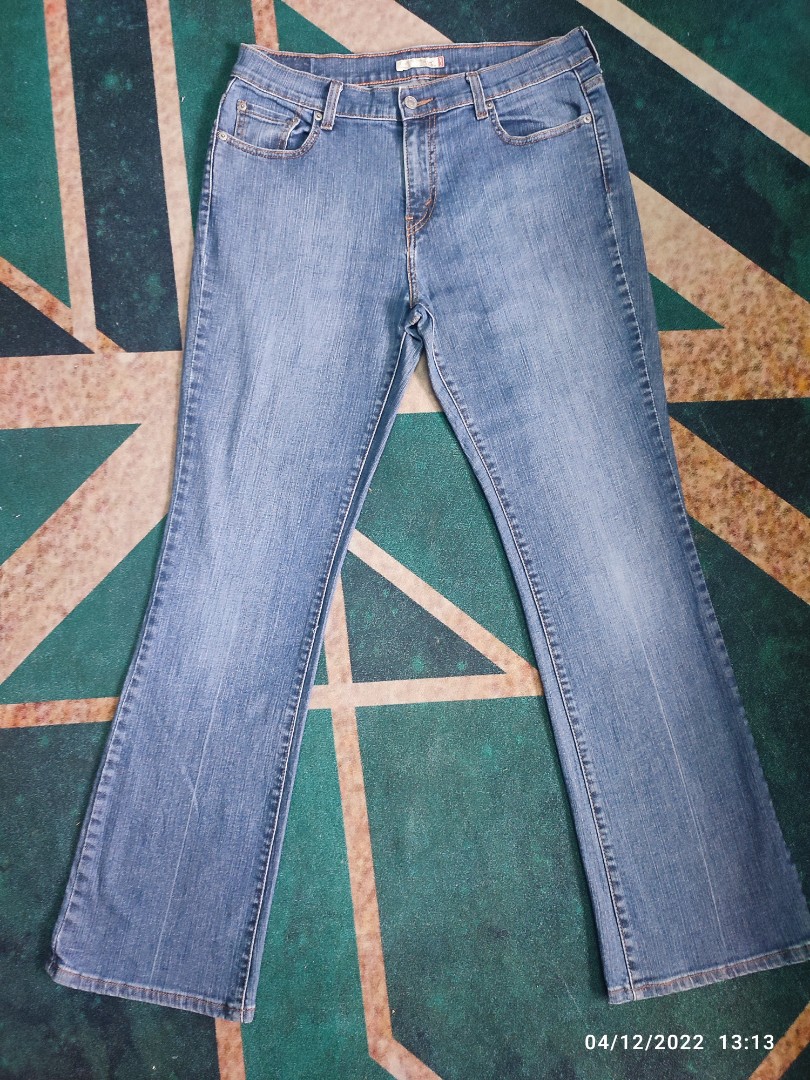 Size 34-35 levis ladies 515 Bootcut, Women's Fashion, Bottoms, Jeans &  Leggings on Carousell