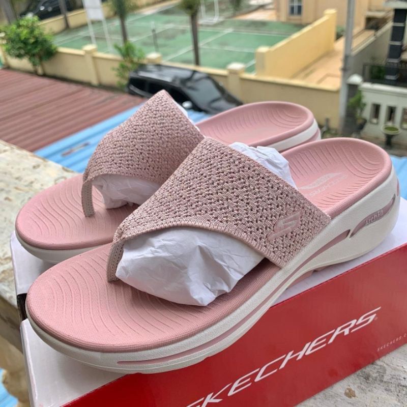 Sandal wanita skechers store