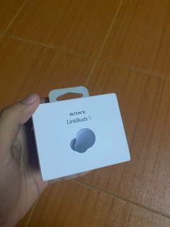 (Category: ) located in . Submitted by ainmanhakimi7821 (Listing ID 1200793848, Image 1). Description: .
