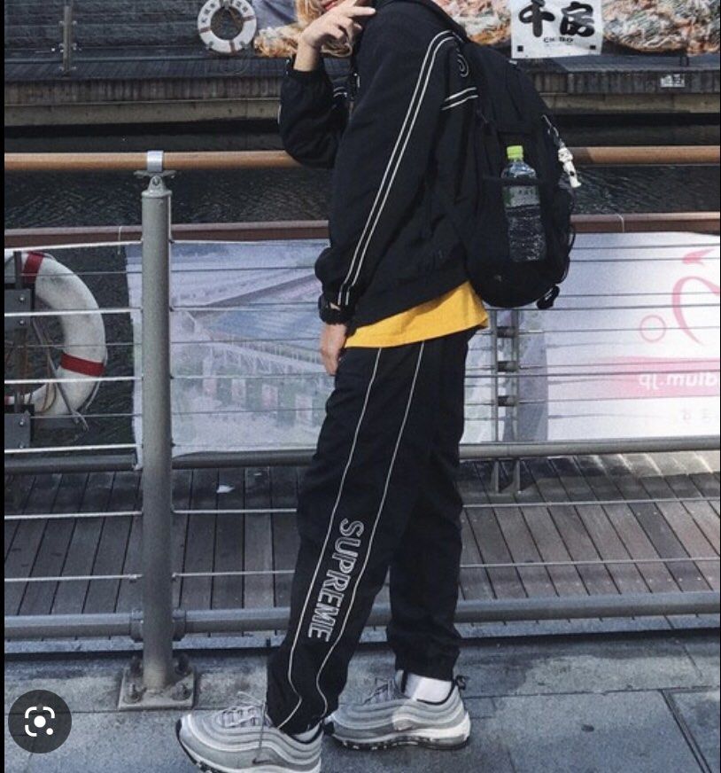 Supreme jogging cheap suit
