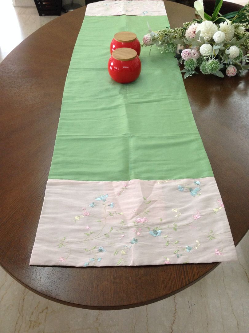Table Runners in Silk Satin with Side Pockets, Furniture & Home Living