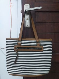 (Kategori: ) berada di . Dikirim oleh newandsecondhere (ID iklan 1200868917, Gambar 1). Deskripsi: .