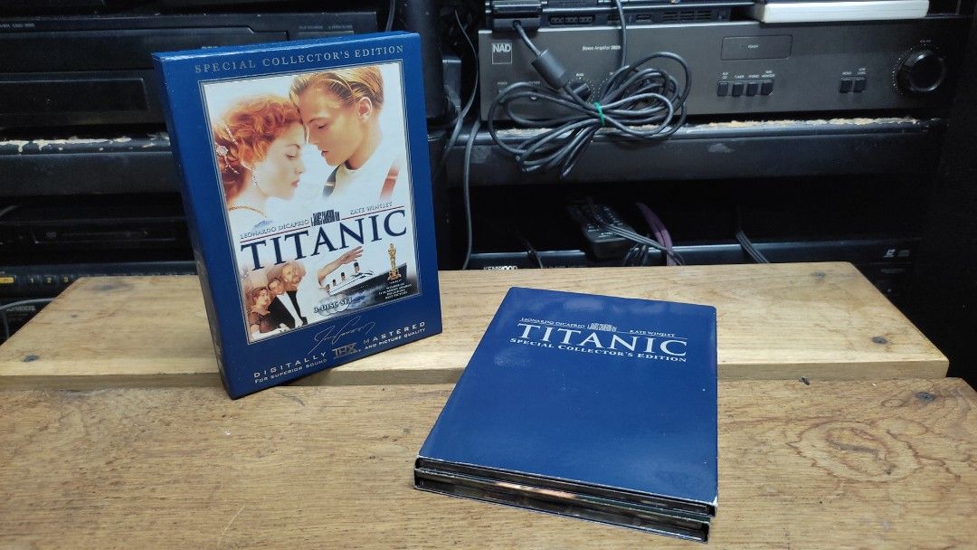 Titanic Special Collector's Edition DVD, Hobbies & Toys, Music & Media, CDs  & DVDs on Carousell