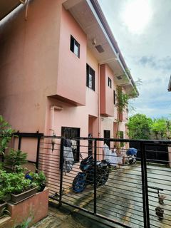 1 house 3 doors apartments titled lot  300 sq.mts income generating