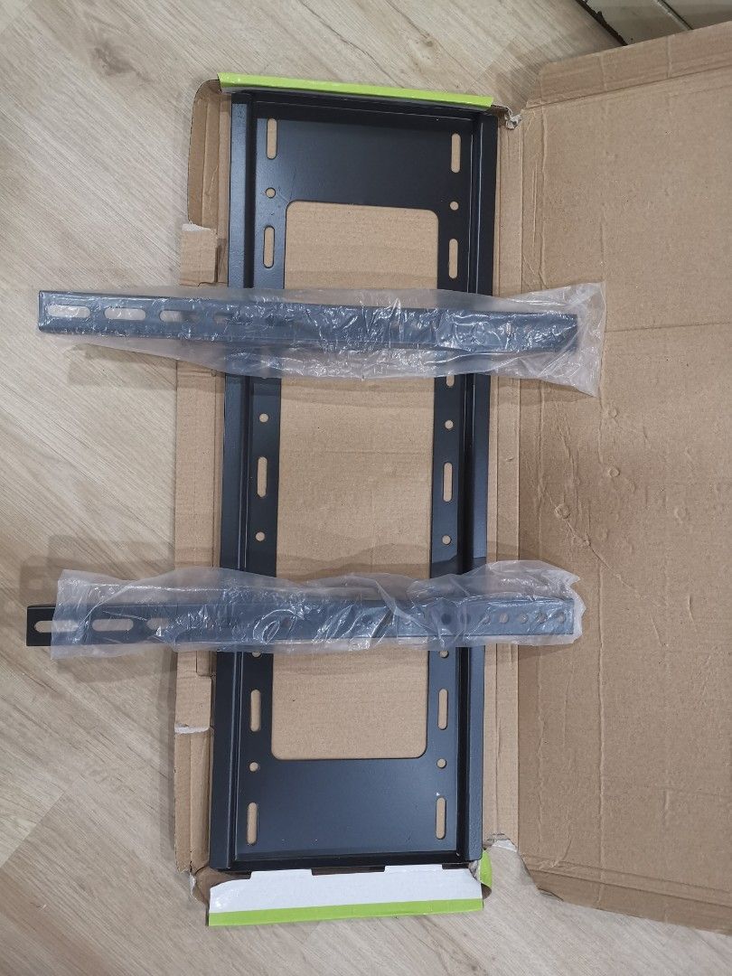 TV wall mount cheap price to go RM30!, TV & Home Appliances, TV