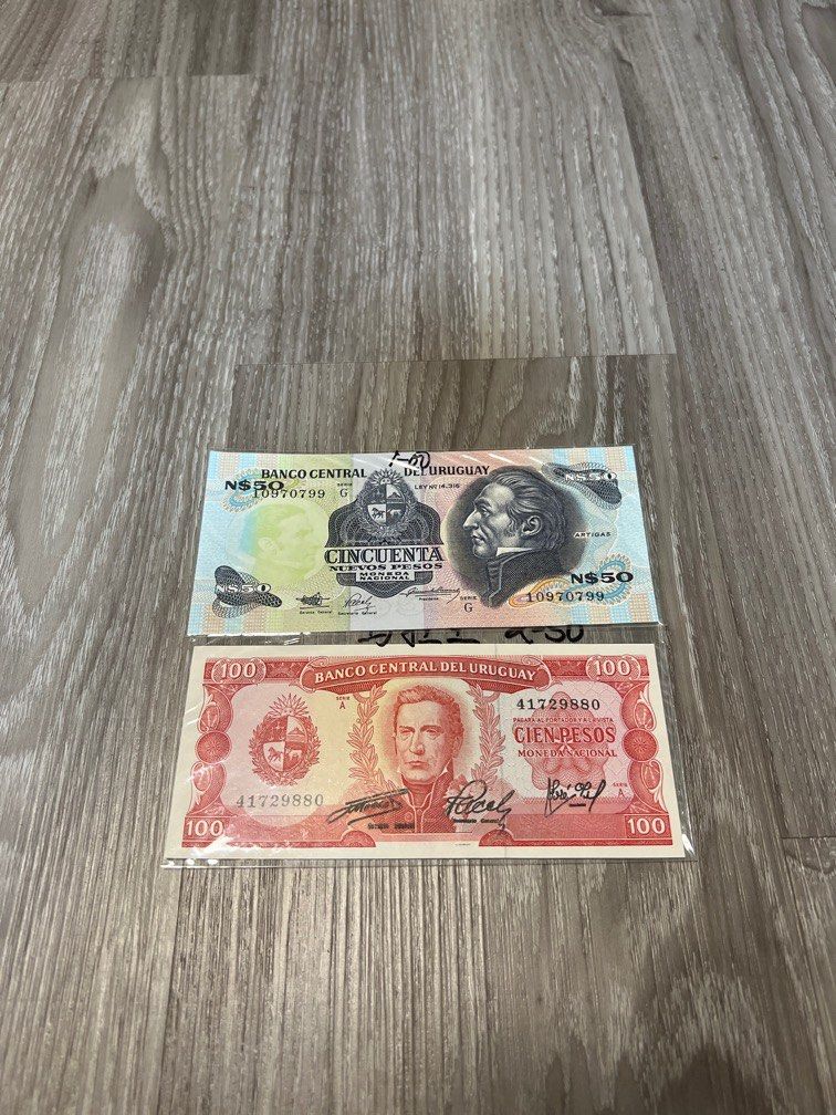 Uruguay Notes (Category: Currency) located in Singapore. Submitted by lala_222 (Listing ID 1200952178, Image 1). Description: ✔️ Price include 2 banknotes ✔️ Price is still negotiable for fast deal ✔️ Available option: Meet-up/free NM (at own risk) 🌟 Please PM if interested, thank you 🌟.