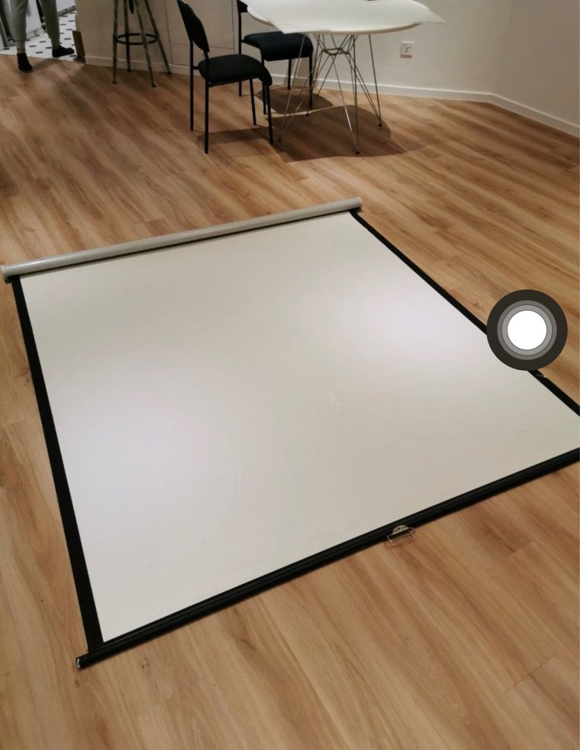 used projector screen 90 inches, Computers & Tech, Office & Business