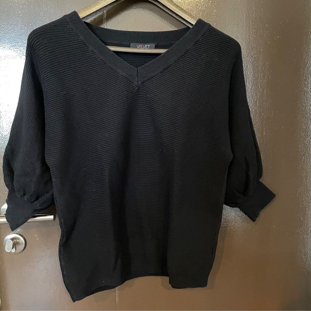 V-Neck Hollow Knit Sweater main image 0