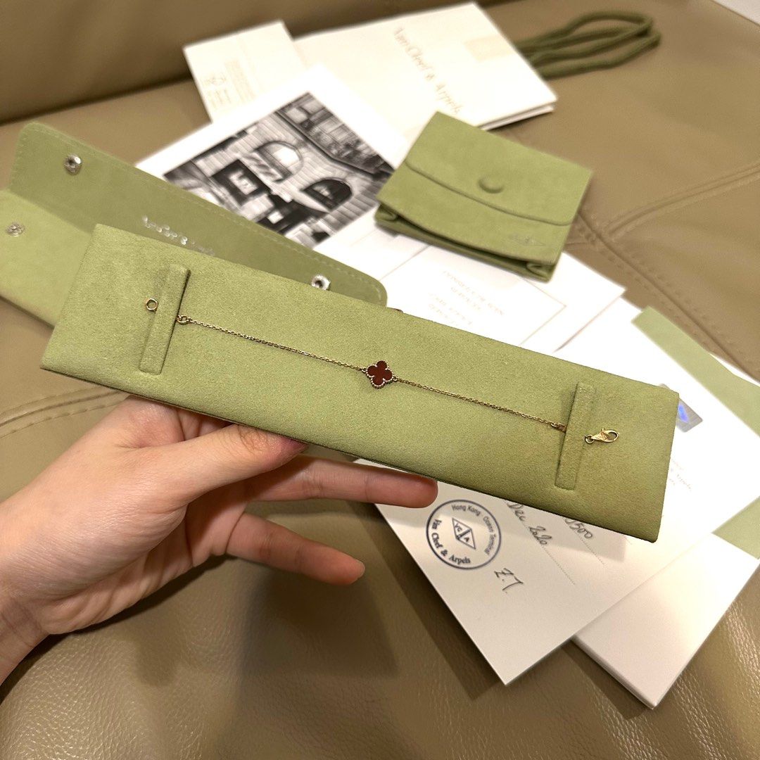 Van Cleef & Arpels, 名牌, 飾物及配件 Carousell