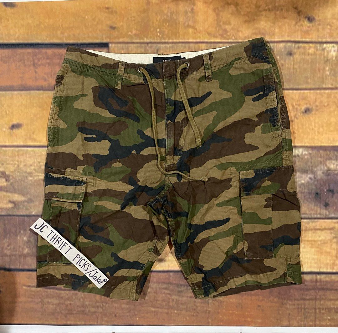Vans camo top cargo shorts