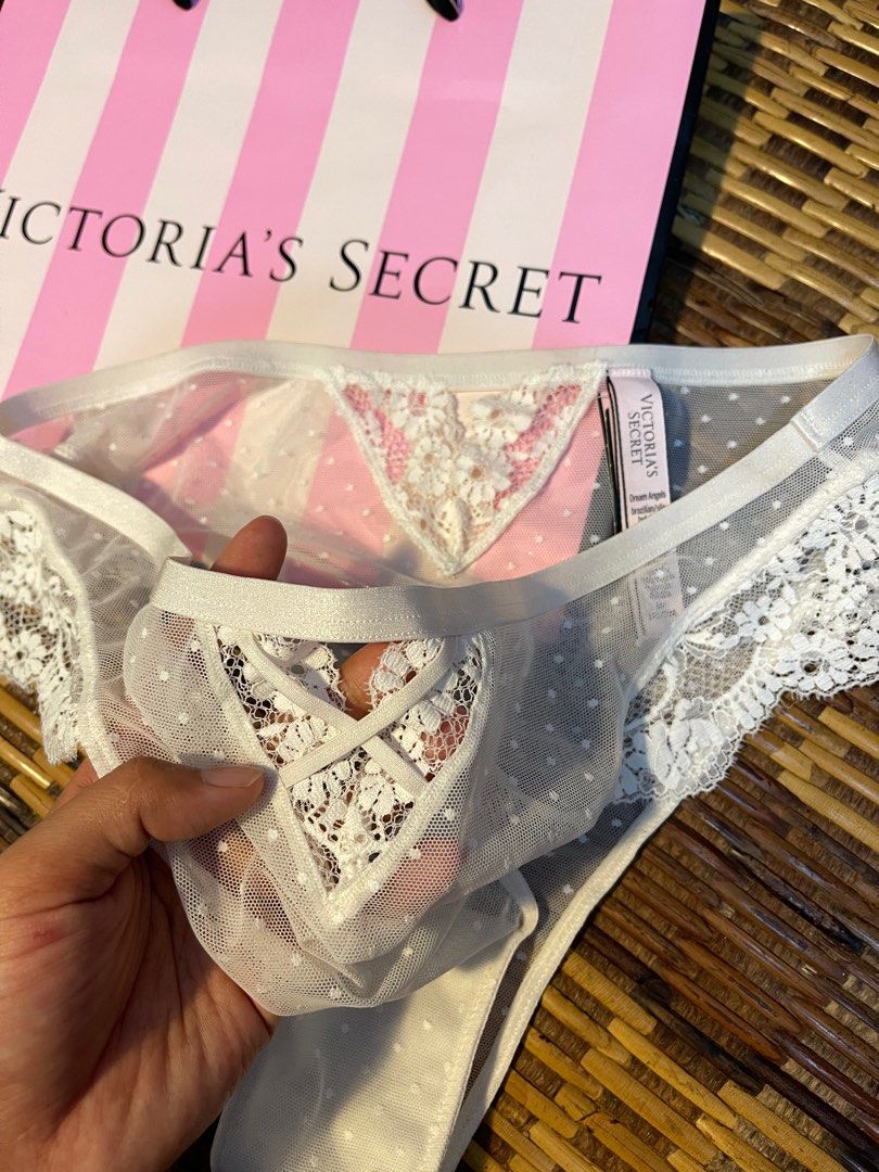 🆕Victoria Secret M, Women's Fashion, New Undergarments