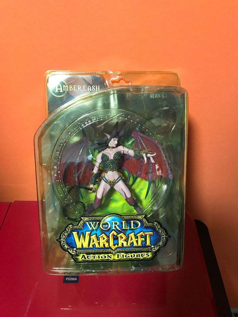 Warcraft DC Unlimited Figures Bundle, Hobbies & Toys, Toys & Games on ...