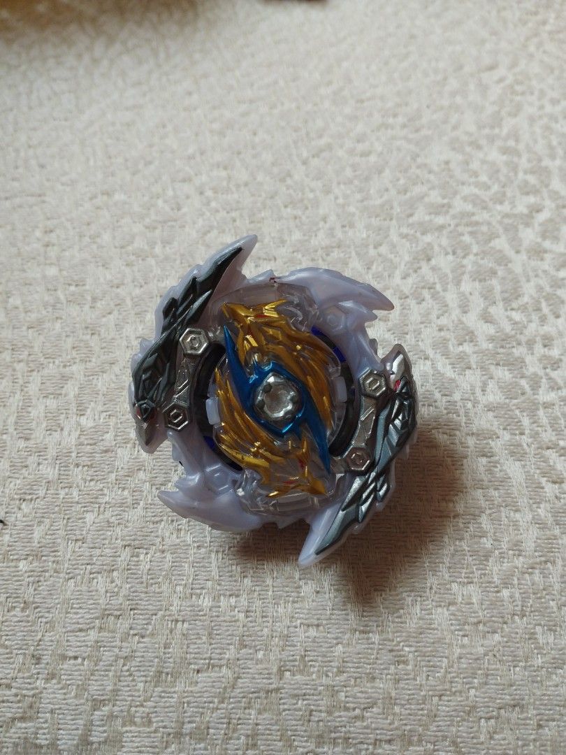 Zwei longinus Takara tomy beyblade authentic, Hobbies & Toys, Toys