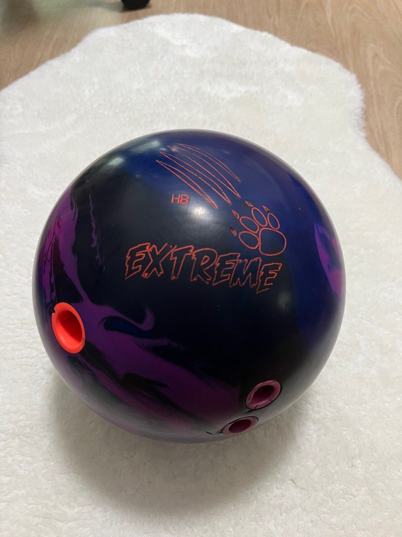 900 global honey badger extreme 13lbs bowling ball, Sports Equipment, Sports & Games, Billiards