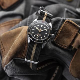 🇺🇸 美國 USA 新年禮物 Christmas gift Hot item  Ribbed 美國製 作人 黑金螺紋 made in Zulu Nato watch strap 20mm 22mm USA prospex submariner watch strap 精工 錶帶 軍錶 used for Rolex mod vintage64205288443010110