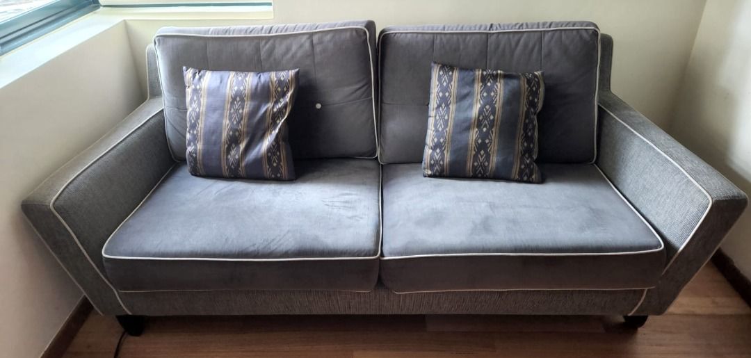 A Harvey Norman 3Seater Sofa Set with free extra covers, Furniture