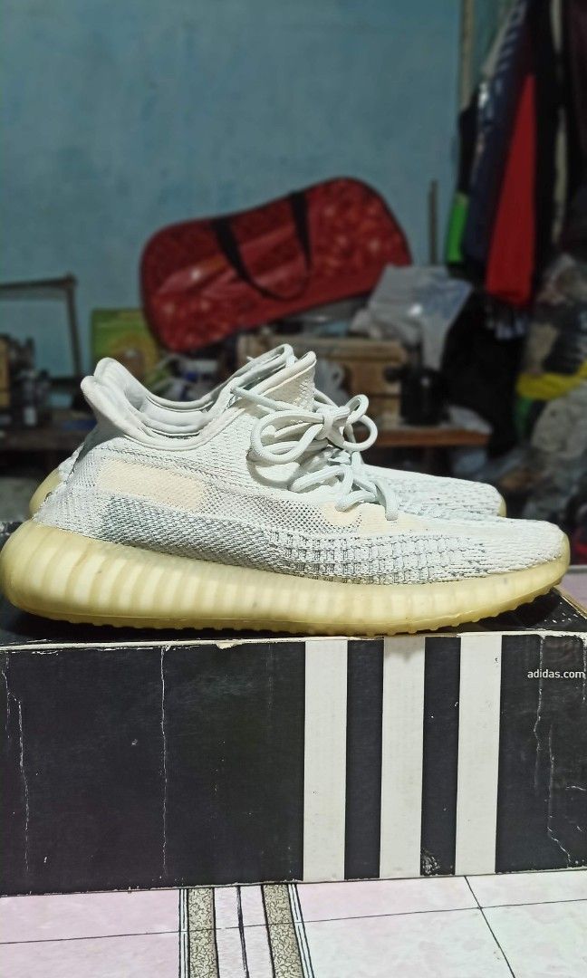 Adidas Yeezy 350 V2 Cream White size 41 insole 260 Fesyen Pria
