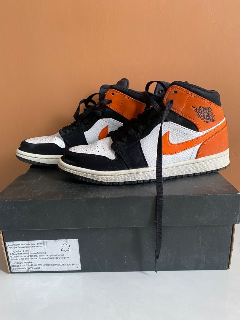 jordan 1 black starfish white