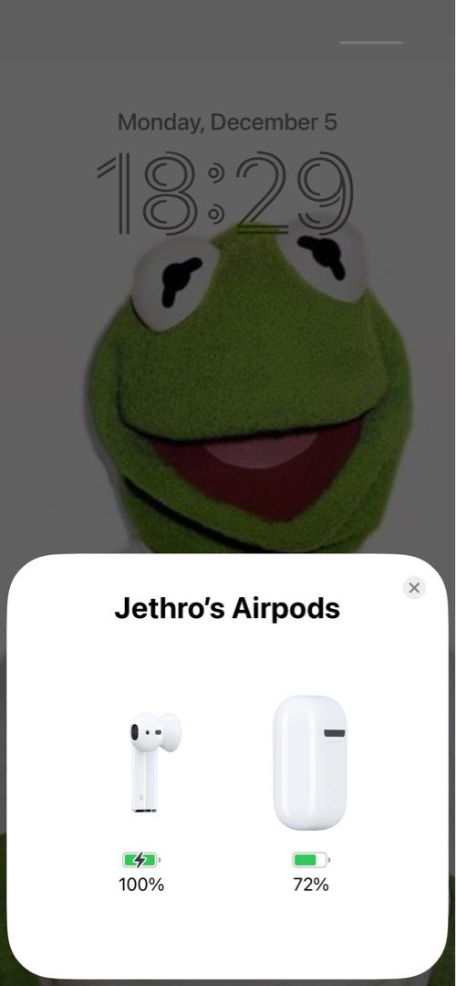 Airpods Gen 1 (Category: Earphones) located in Makati City. Submitted by robitusssinpapi (Listing ID 1201130561, Image 1). Description: Gen 1 Issue: left pod ( mabilis ma lowbatt, after 1 min will disconnect) Right pod and charger case works properly Legit authentic lehitimo original Makati meet ups.