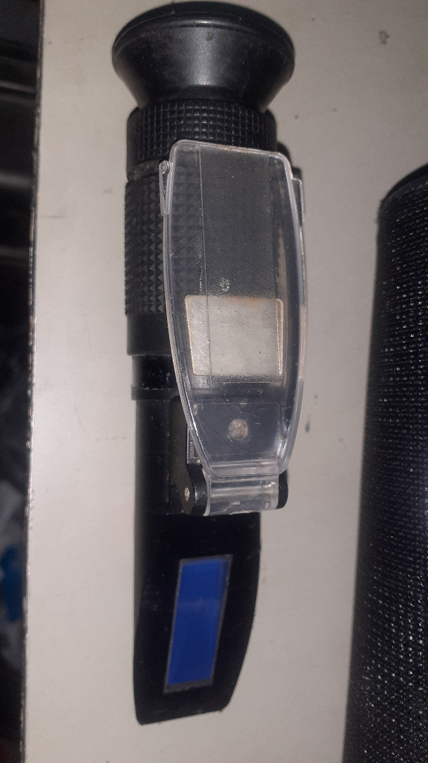 ATAGO N3E refractometer japan, Commercial & Industrial, Industrial