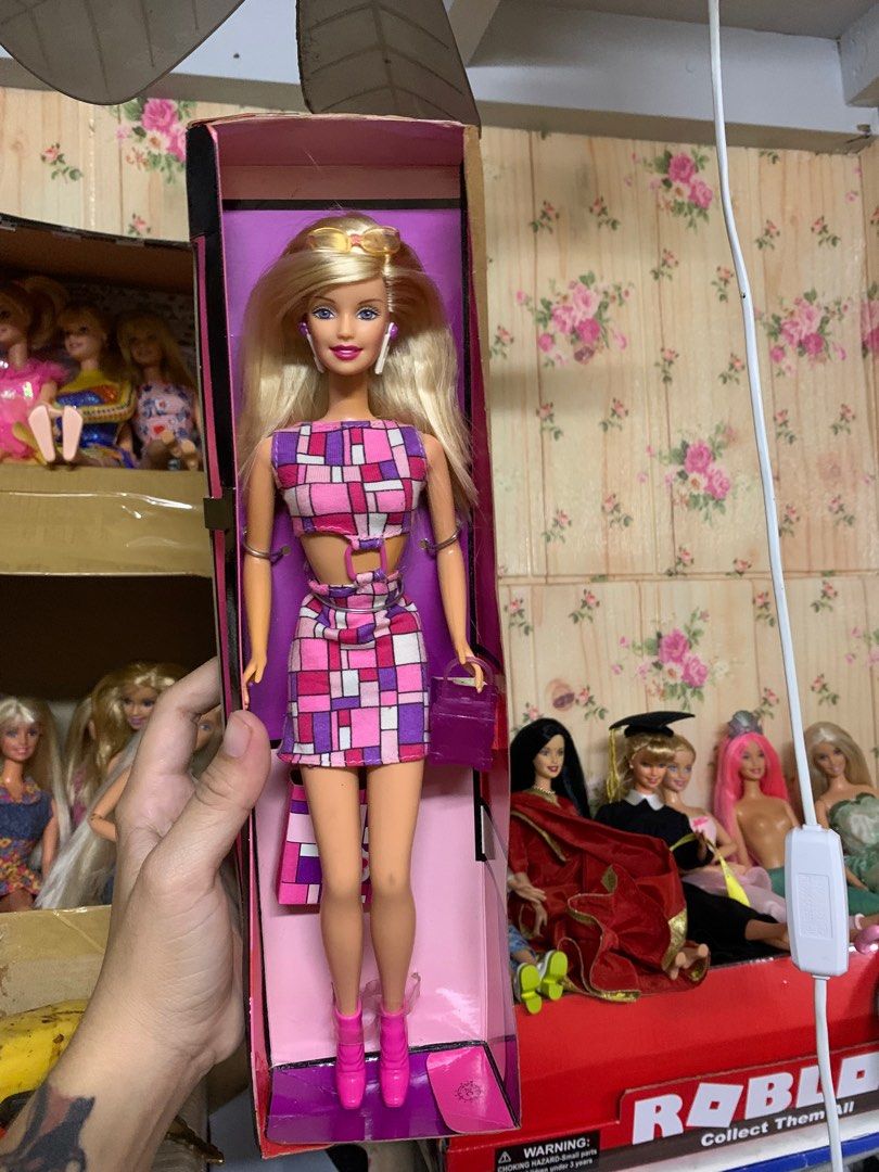 Barbie hip 2 be square, Hobbies & Toys, Toys & Games on Carousell