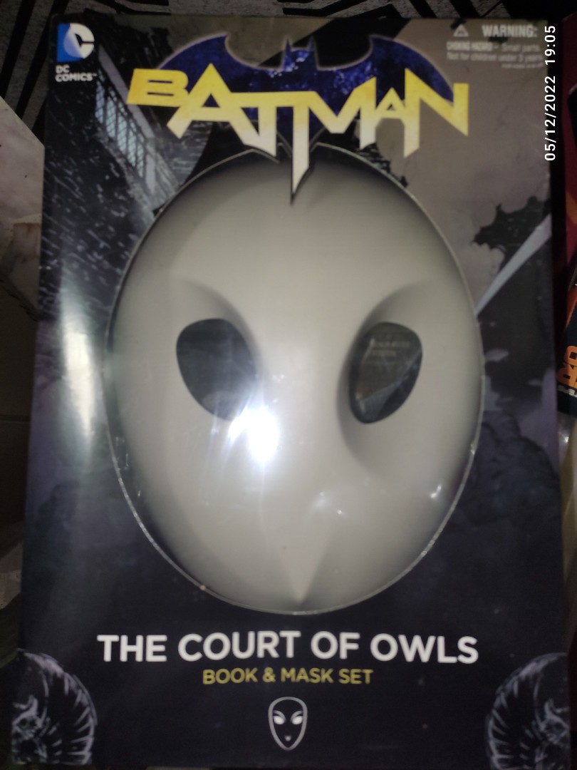 Batman The Court Of Owls Mask And Comic Set Hobbies And Toys Books And Magazines Comics And Manga On 6672