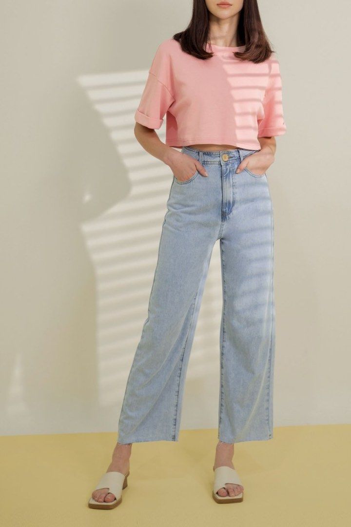 BNWT LOVET GO GETTER WOODEN BUTTON RAW HEM DENIM JEANS