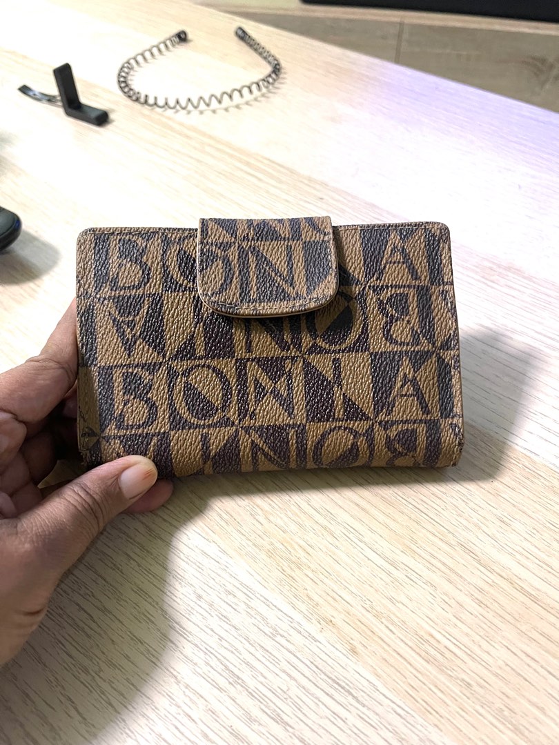 Wallet BONIA ORIGINAL PRELOVED, Women's Fashion, Bags & Wallets, Purses &  Pouches on Carousell