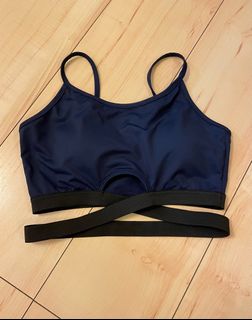 （分類：）位於 。 由 fineapparel 提交（商品編號 1201136513，圖片 1）。簡介： 。