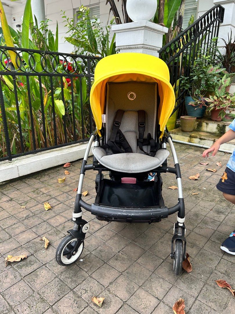 Stroller kickboard top
