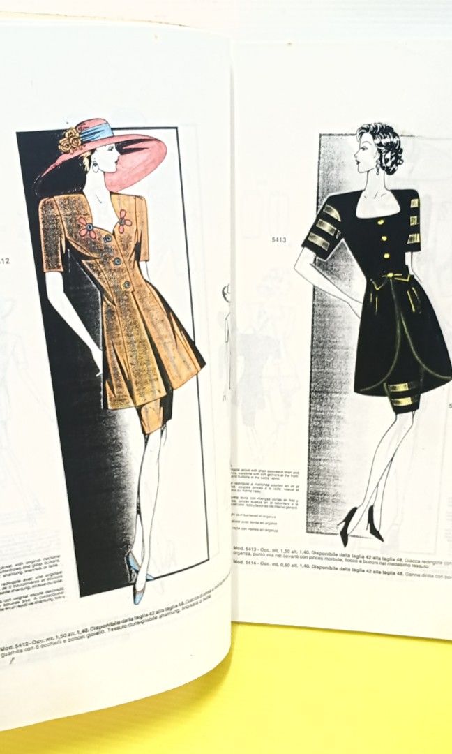 Buku model baju, Buku & Alat Tulis, Majalah & Lainnya di Carousell