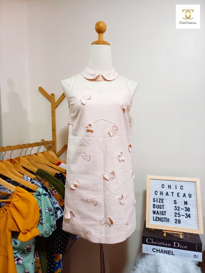 Butterfly Cutout Collar Dress (Category: Dresses) located in Quezon City. Submitted by chicchateauph (Listing ID 1201050377, Image 1). Description: .