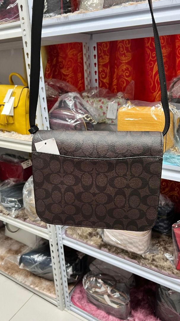 coach brynn signature brown (Category: Luxury Bags & Wallets) located in Pasig City. Submitted by triplealuxury (Listing ID 1201055352, Image 2). Description: CCBrynn Bag color:signature brown bag php.7800 Dimension by inches: L-10 W-4 H-8.5 inclusions: Localdustbag Silica Care card Gift receipt 🚚free shipping nationwide ✅Just PM /Message us for more details and availability 💰Mode of Payment: 📌Please read the Pin mark and our policy visit us f